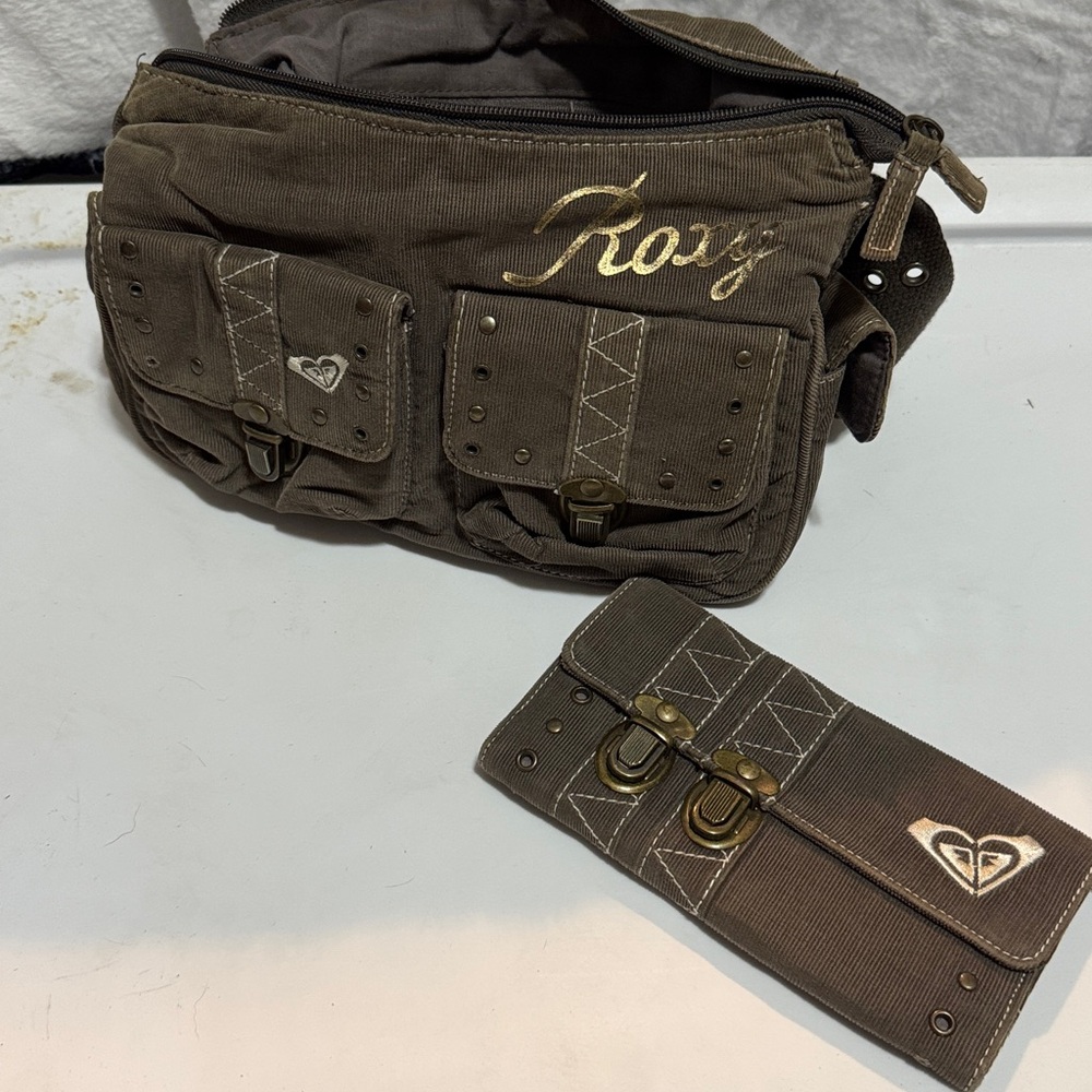 Vintage Roxy Dark Brown Messenger Bag with Brass Accents